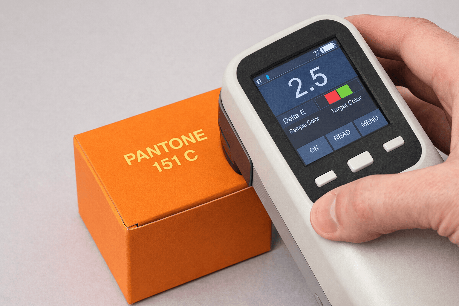 Spectrophotometer showing colour accuracy in Delta E